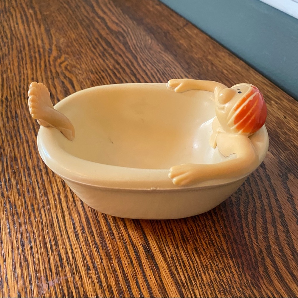 Fitz & Floyd Man in Bathtub Soap Dish Vintage MCM Mid Century Bath Accessory